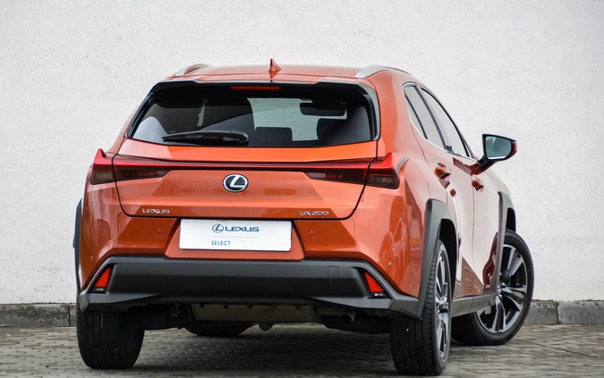 Lexus UX cena 116900 przebieg: 48962, rok produkcji 2019 z Koziegłowy małe 37